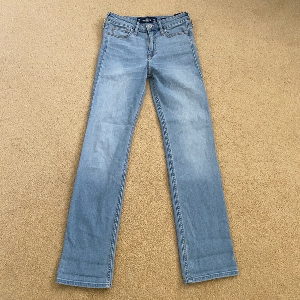NWT Hollister High Rise Slim Straight Jeans
